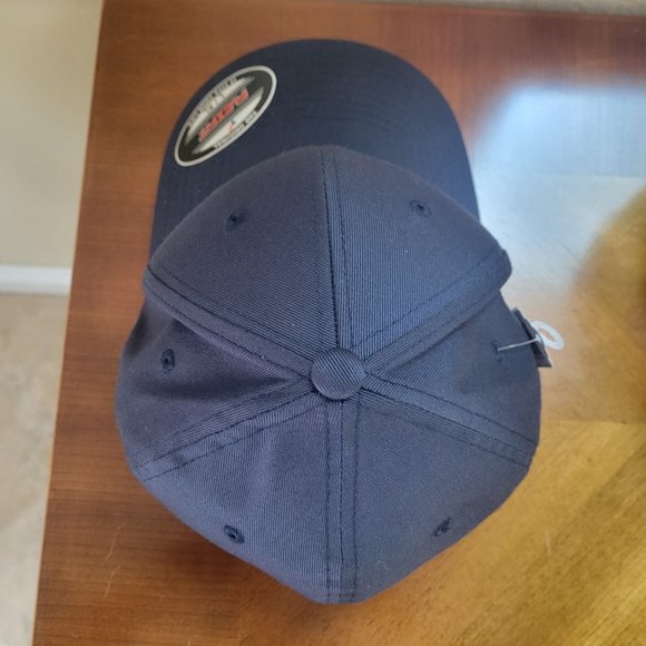 Port Authority Flexfit Baseball Cap - Picture 6 of 6